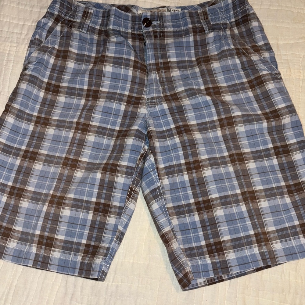 Aeropostale Men's Size 32 Plaid Shorts in Blue and Brown